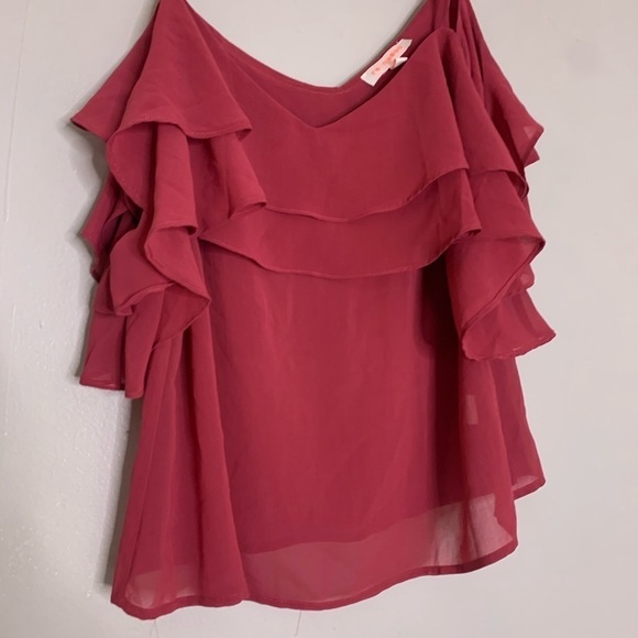 Re named ruffle tier layer cold shoulder tank top pink blush small women’s - Picture 2 of 6